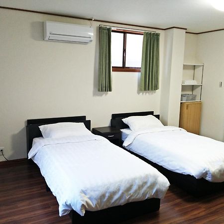 W.K Inn Osaka Exteriör bild