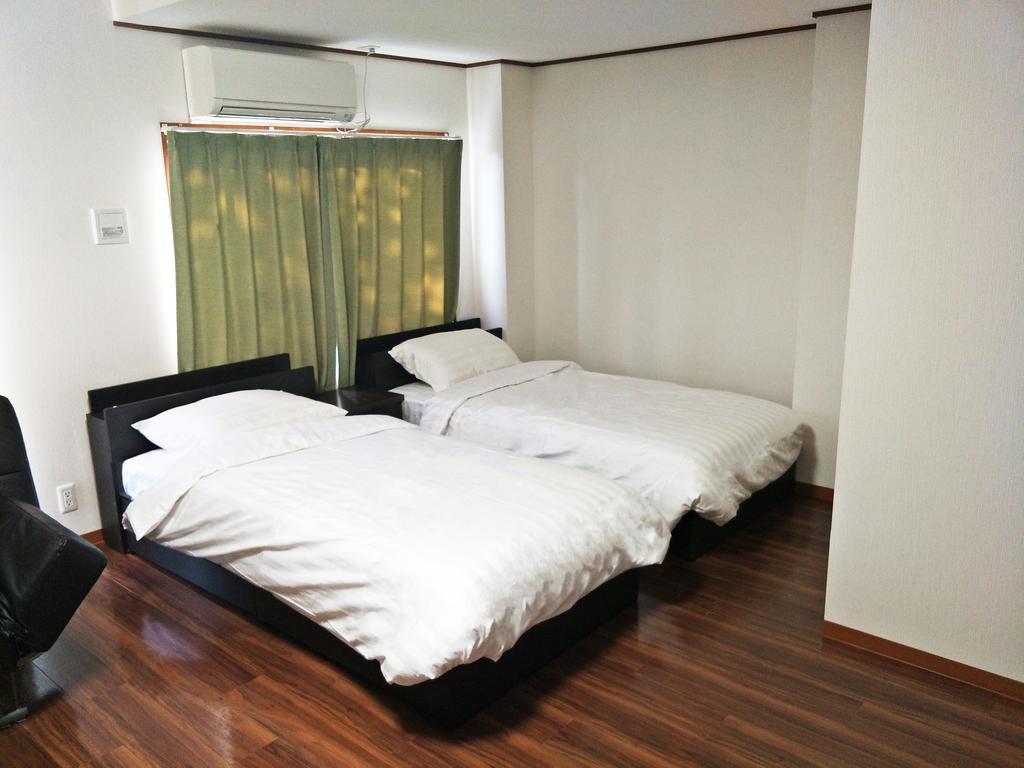 W.K Inn Osaka Exteriör bild