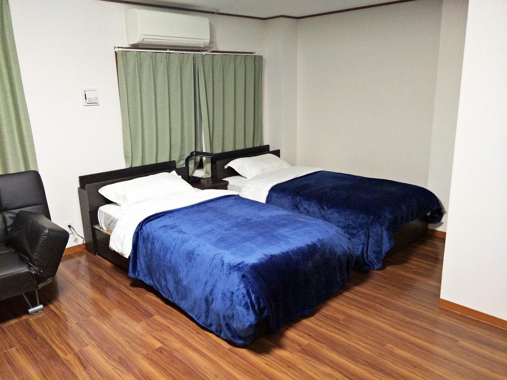 W.K Inn Osaka Rum bild